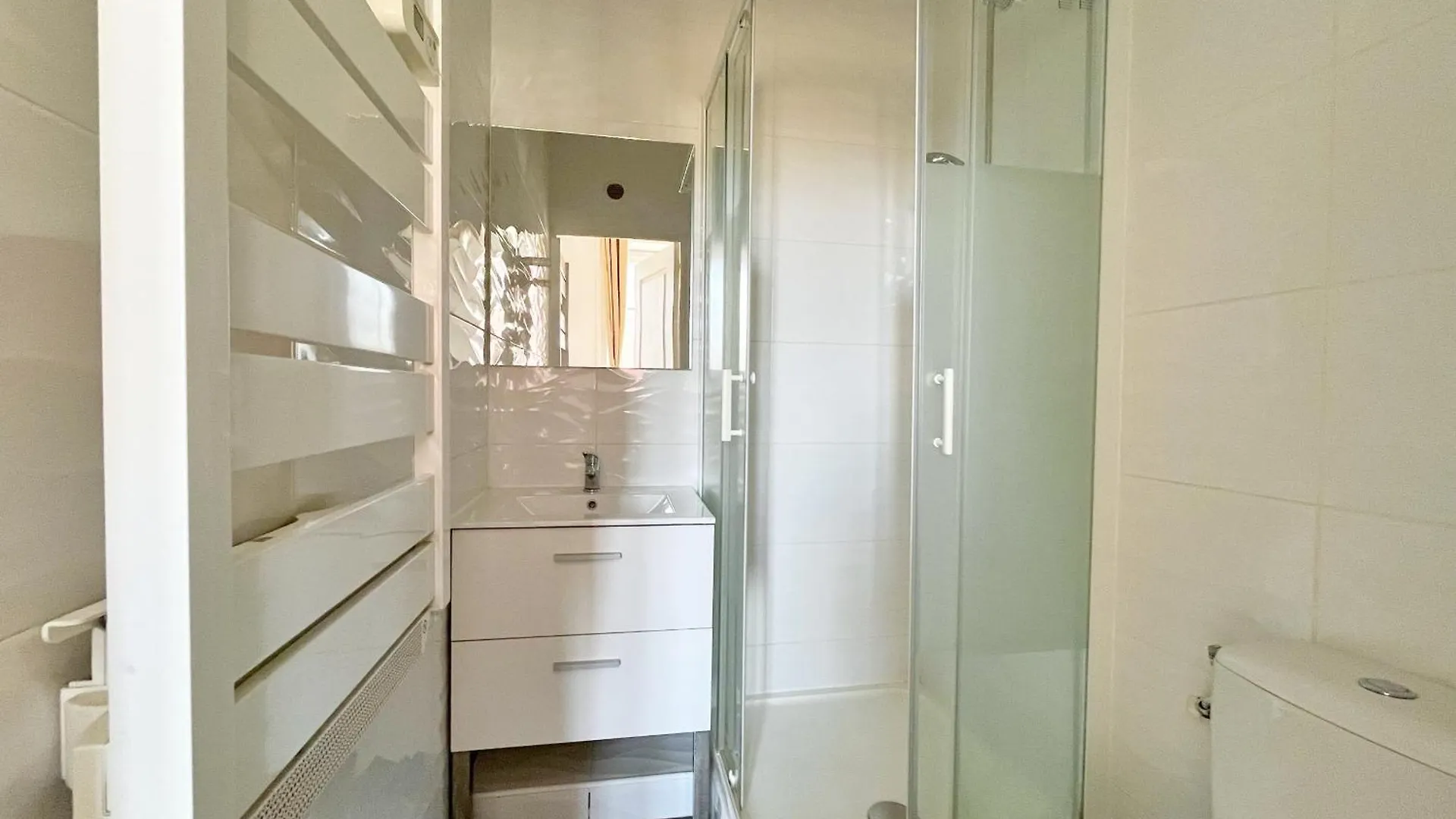 Suite Luna - Check In H24 - Proche Centre Ville Lyon
